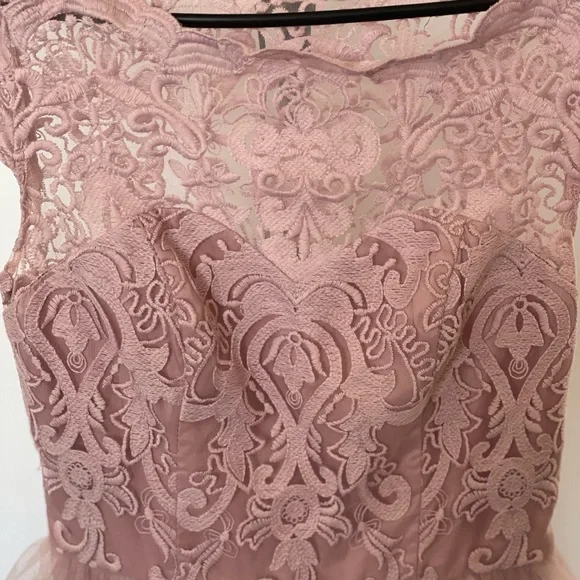 Chi chi London Pink Lace detail dress sz 10 - Picture 2 of 3